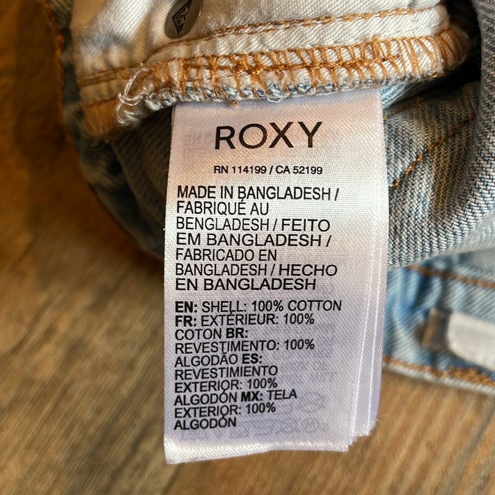 Roxy- Button Fly, High Rise Jean Short - Picture 6 of 7